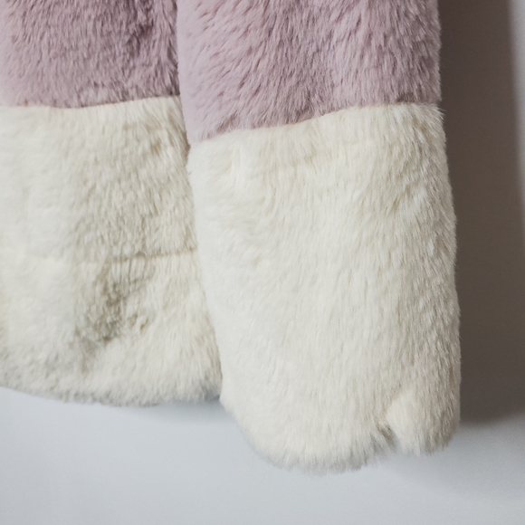 NWT Fuzzy Neutral Stripe Coat - Picture 4 of 6